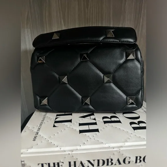 Used 1x Tiffany’s & Fred Quilted And Studded Sheepskin Leather Shoulder Bag - Picture 5 of 5